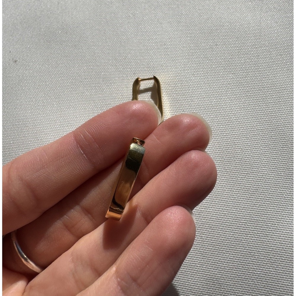 NEW! Dean Davidson Crosby Huggie Hoop Earrings Signature Brushed Gold $130 - Picture 7 of 10